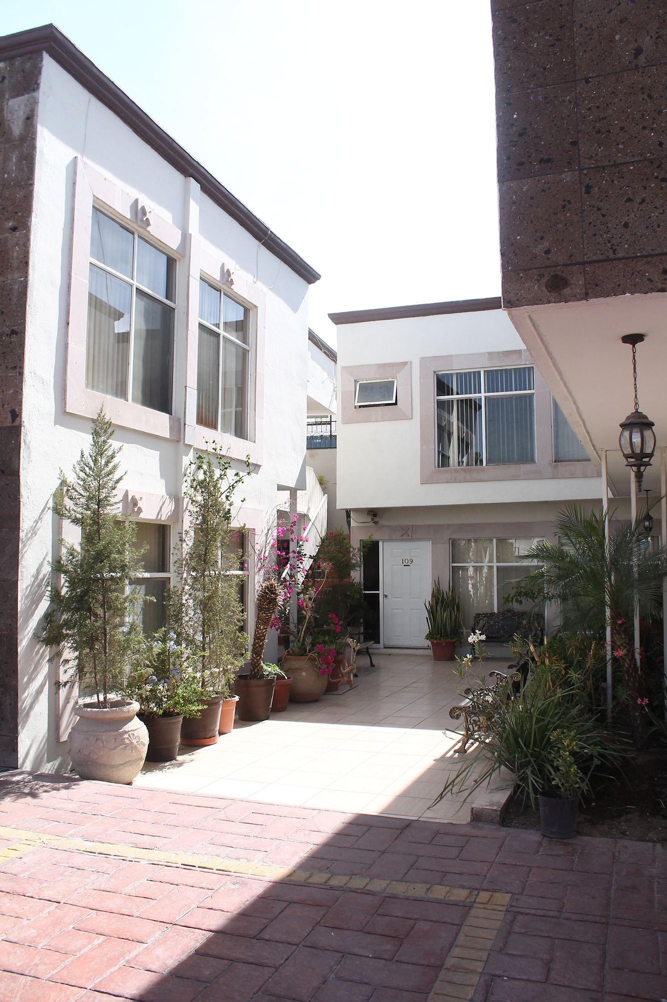 Hotel Rincon Real Suites Durango Ngoại thất bức ảnh