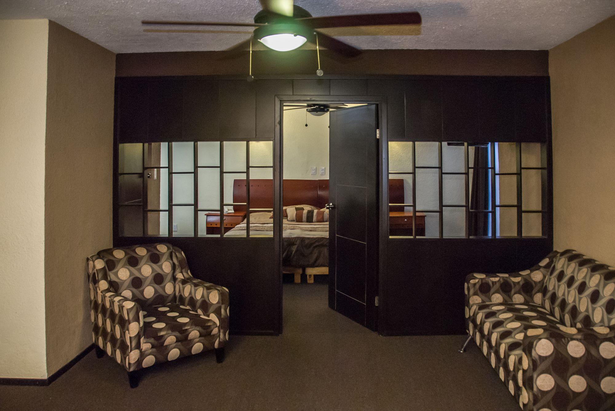 Hotel Rincon Real Suites Durango Ngoại thất bức ảnh