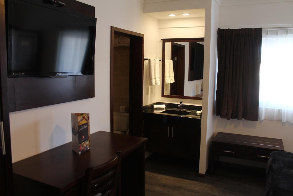 Hotel Rincon Real Suites Durango Ngoại thất bức ảnh
