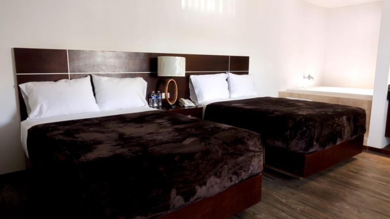 Hotel Rincon Real Suites Durango Ngoại thất bức ảnh