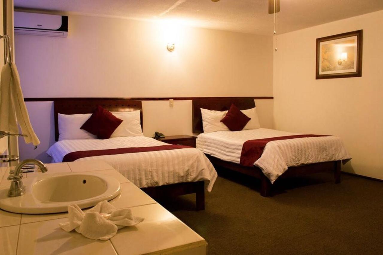 Hotel Rincon Real Suites Durango Ngoại thất bức ảnh