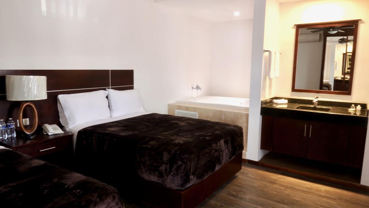 Hotel Rincon Real Suites Durango Ngoại thất bức ảnh